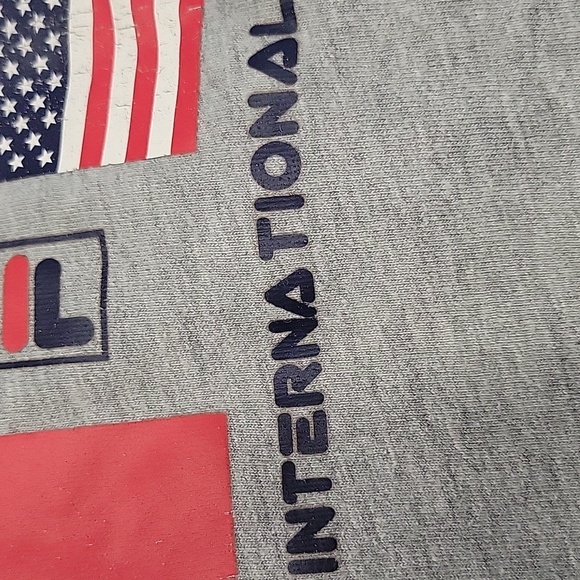Fila Internationsl Heatheelr Gray Short Sleeve T-Shirt Small - Picture 10 of 10